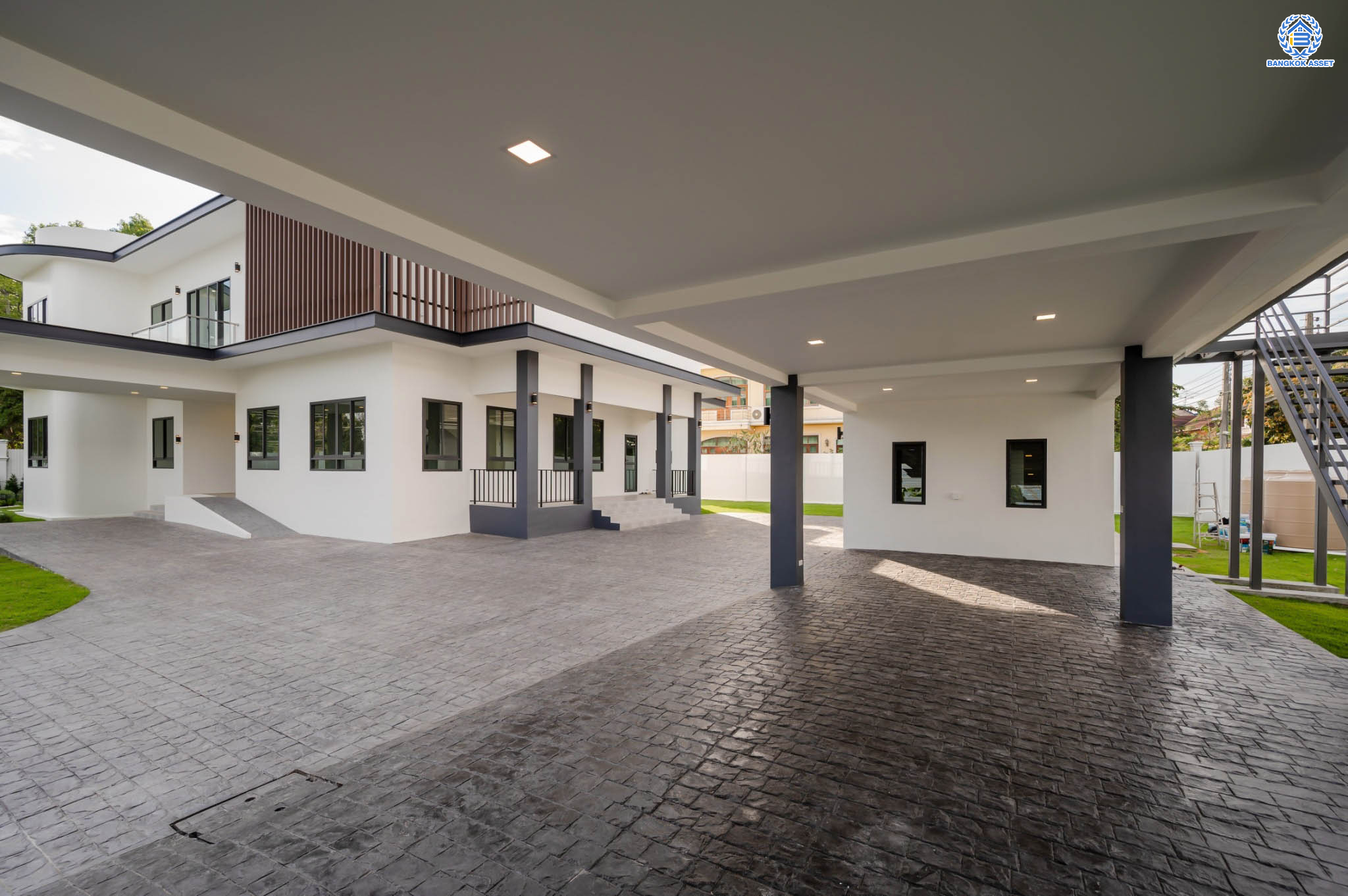 ต่อเติมโรงจอดรถ