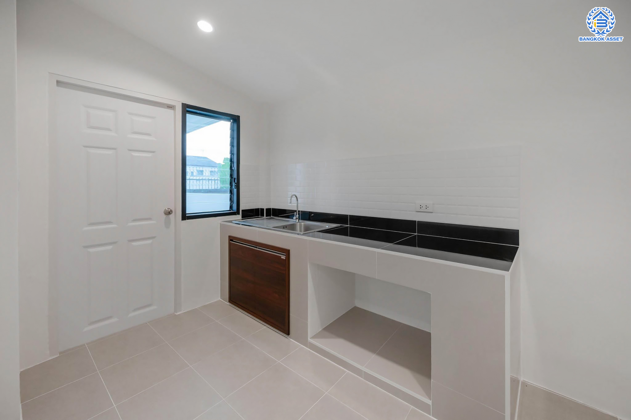 ชลลดา บางบัวทอง 100 504