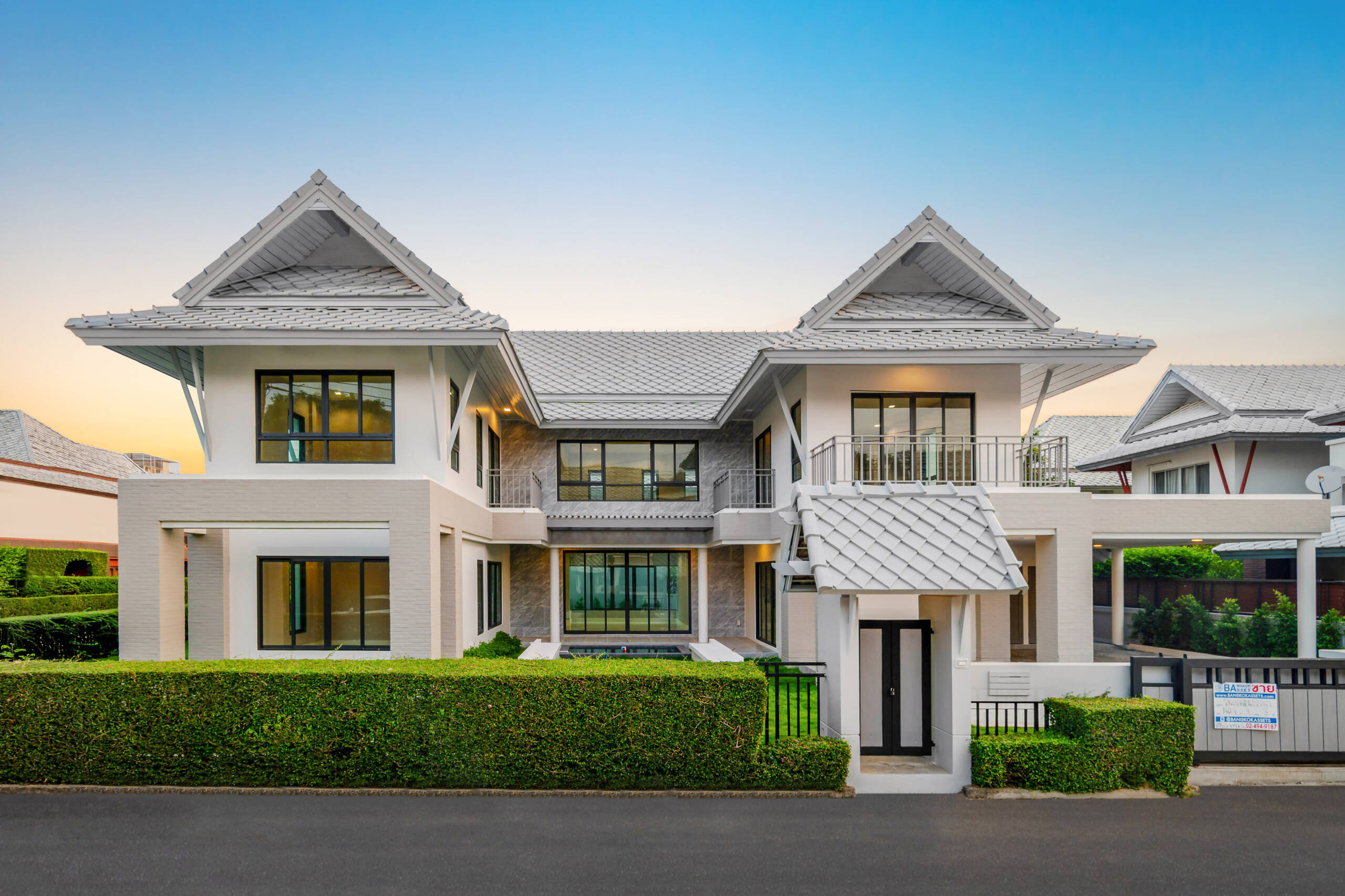 โนเบิลอนาวานา บรมราชชนนี (มุม) 28-43